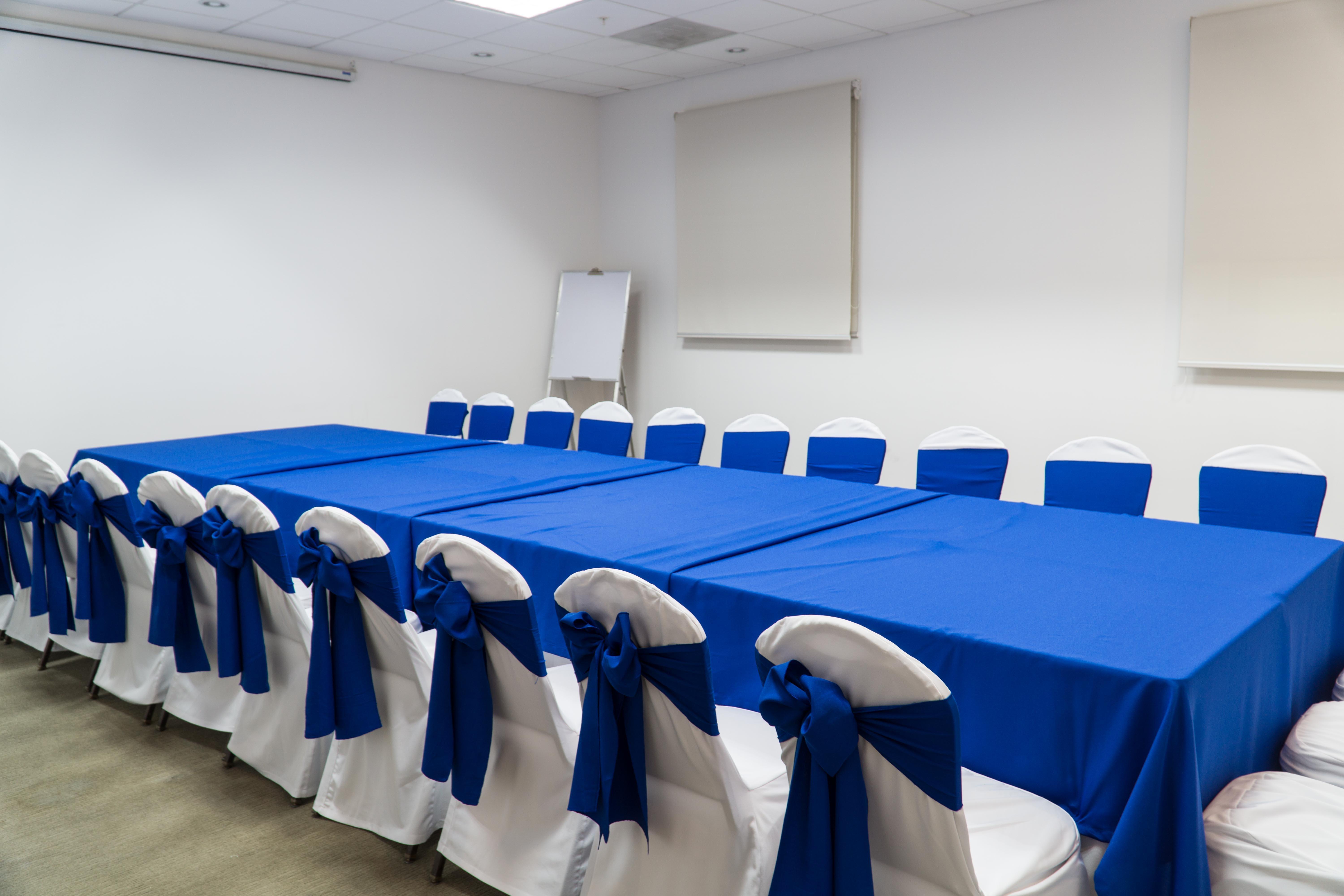 Holiday Inn Express Managua By Ihg Bagian luar foto