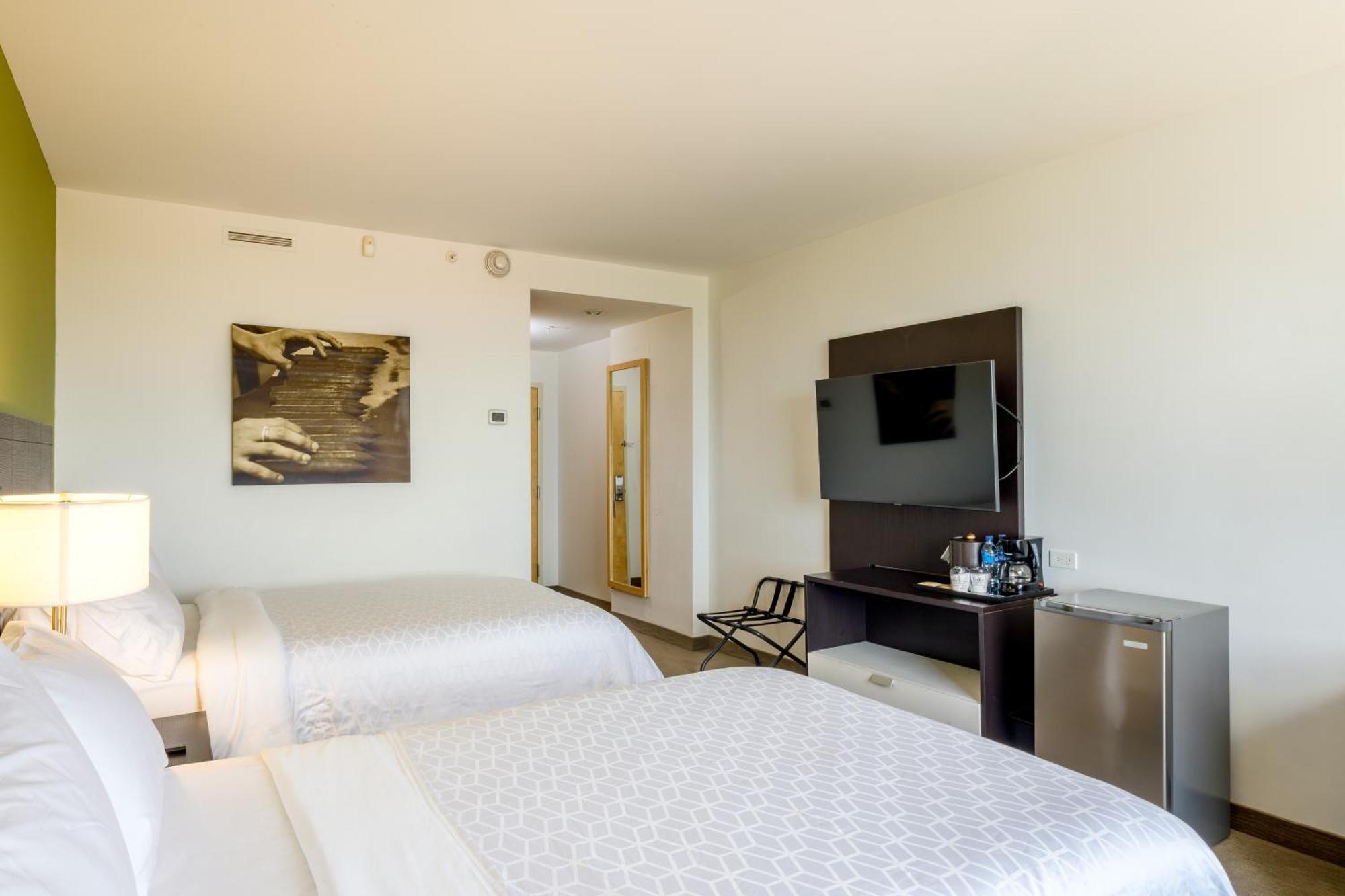 Holiday Inn Express Managua By Ihg Bagian luar foto