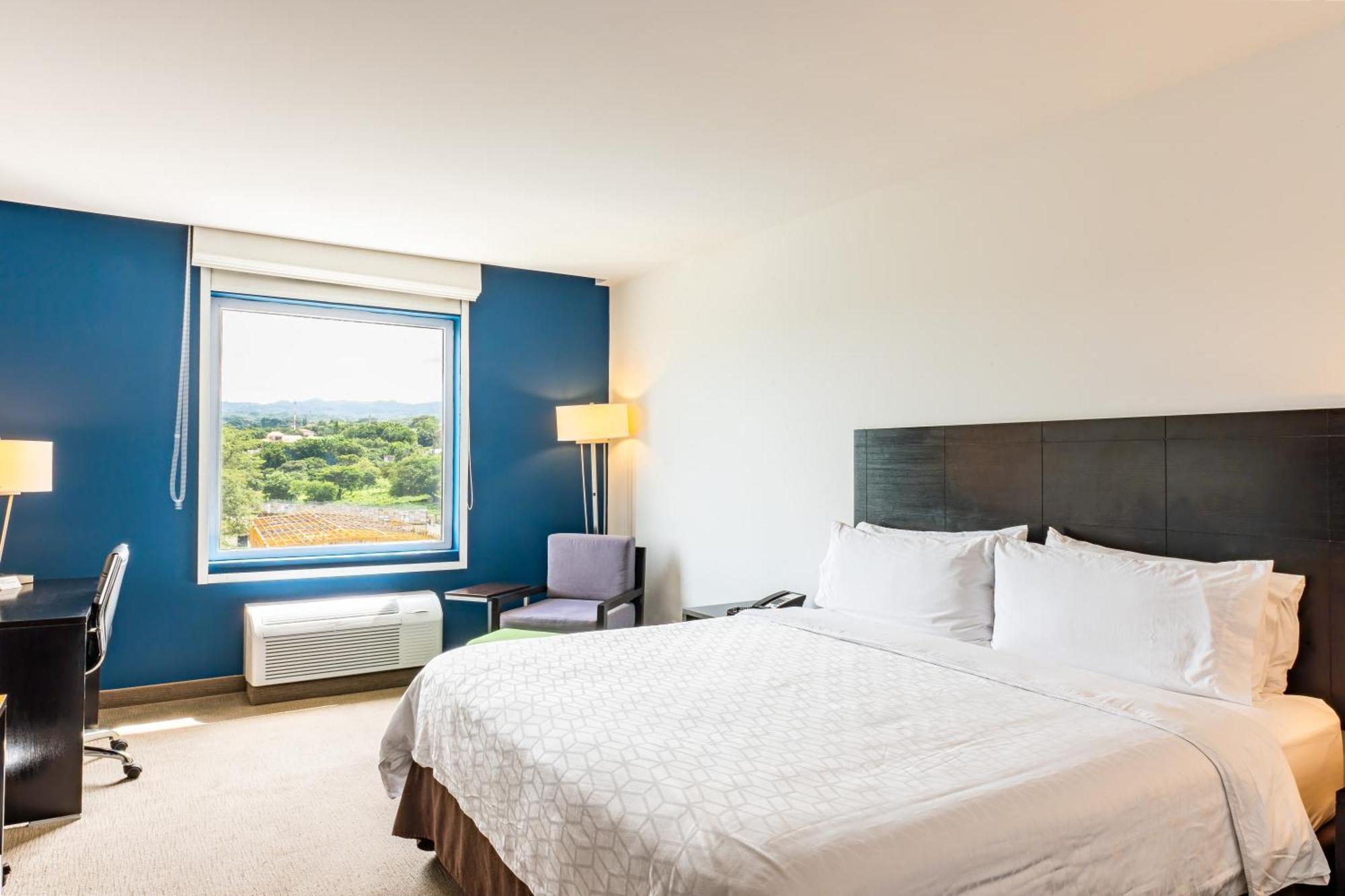 Holiday Inn Express Managua By Ihg Bagian luar foto